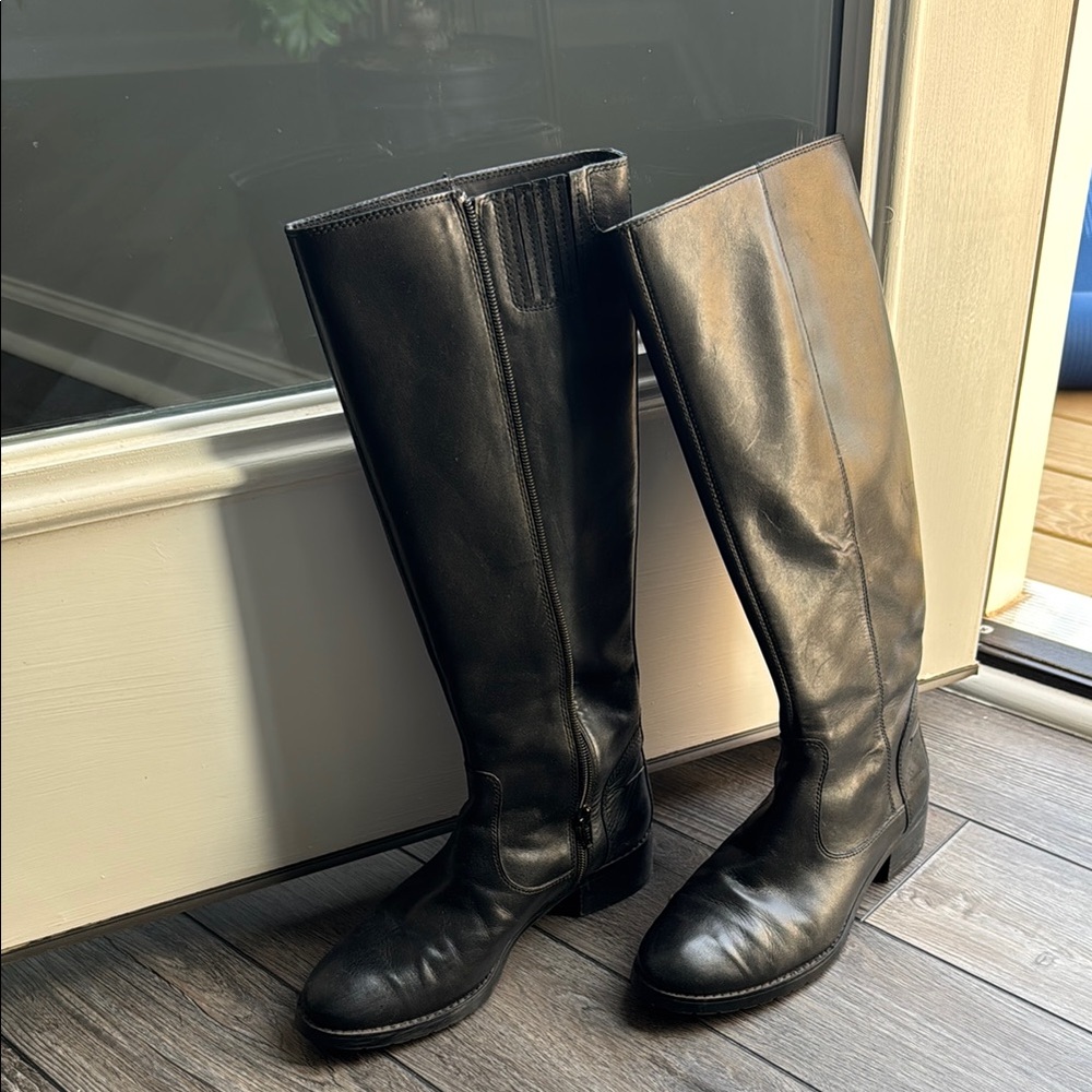 Elegant Black Leather Riding Boots size 6.5